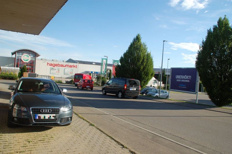 Boschstr. 16 /Edeka/geg. Eingang (Sicht Tkst)