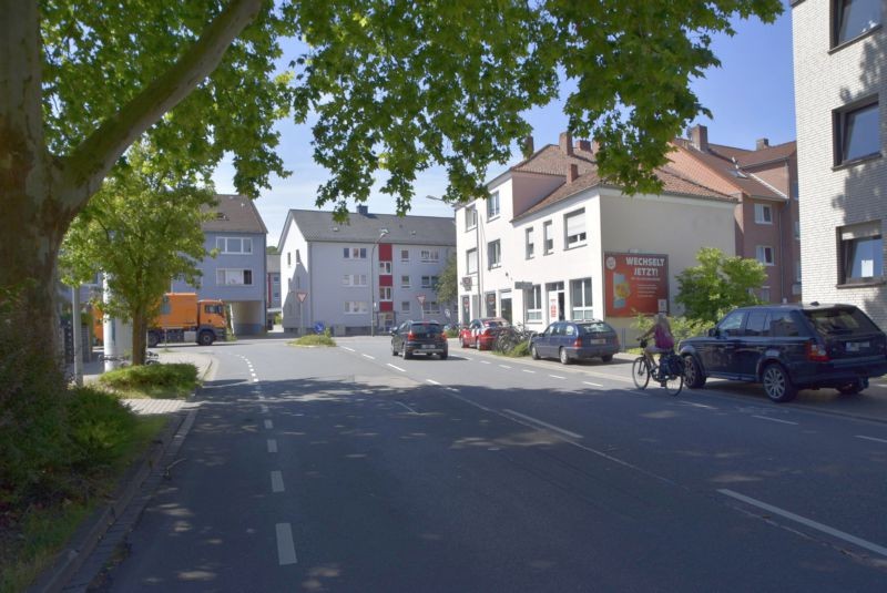 Narupstr/Meller Str (quer am Giebel)