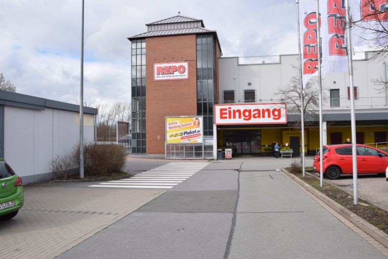 Chemnitzer Str. 65 /Kaufland/neb. Eingang B1 Baumarkt (rts)