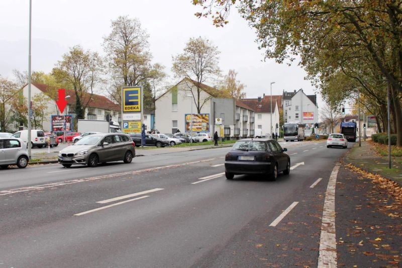 Hammerschmidtstr. 70-72 /Edeka/rts von Einf/quer zur Str-lks