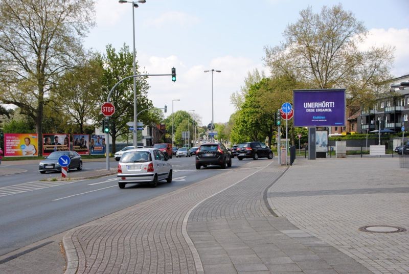 Schmachtendorfer Str. 100/Ecke Im Heeck/WE rts (CSB)