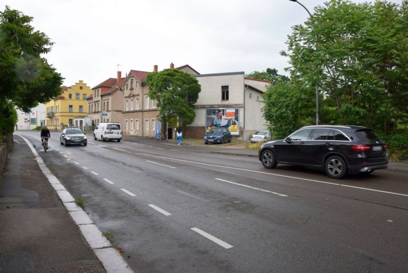 Großenhainer Str. 4/Zufahrt Edeka Fabrikstr/nh.Fristo (quer)