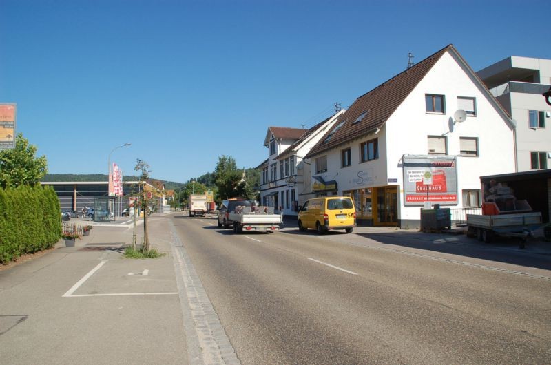 Aalener Str. 12/B 19/geg. Rewe (quer am Giebel)