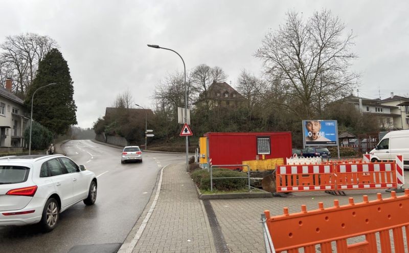 Friedrichstr. 4 /Fristo Getränke/geg. Eingang (quer zur Str)