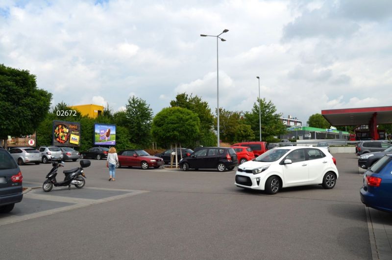 Steinbeisstr. 15 Kaufland Eing.