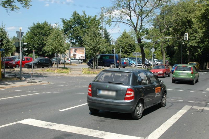 Bahnhofsvorplatz li/Potsdamer Str (B 2)