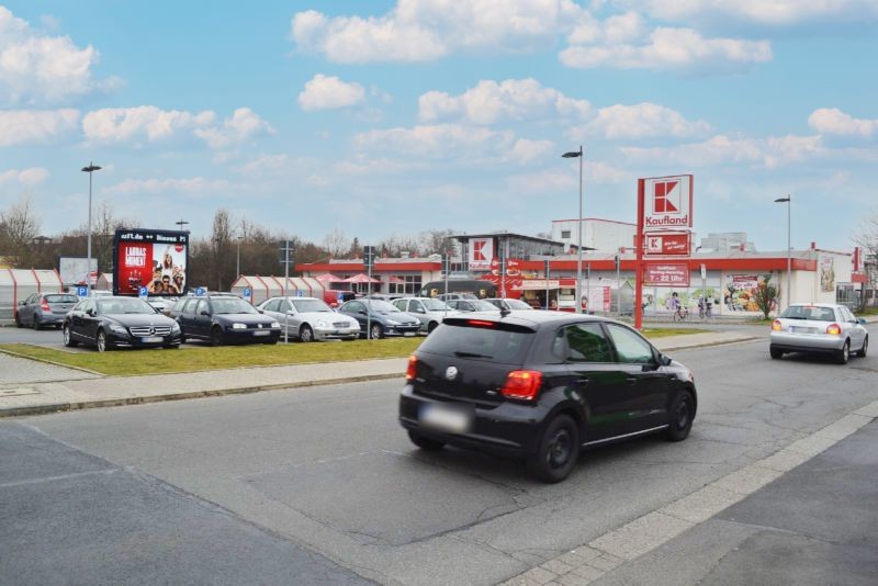 Senefelderstr. 5 Kaufland Eing.