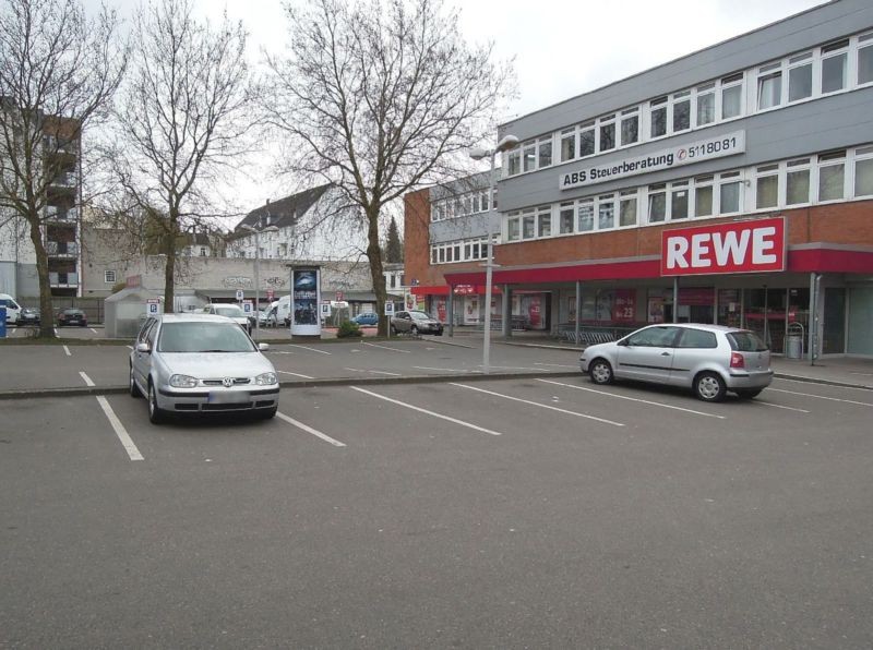 Borsteler Chaussee  17-21/REWE