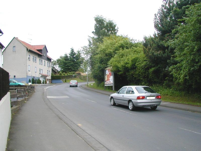 Wattenbacher Str/Am Feldchen