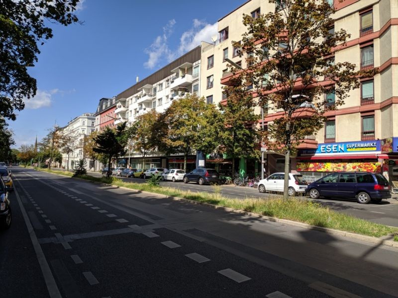 _KNR/Sophie-Charlotten-Str. 100 Gardes-Du-Corps-Str.