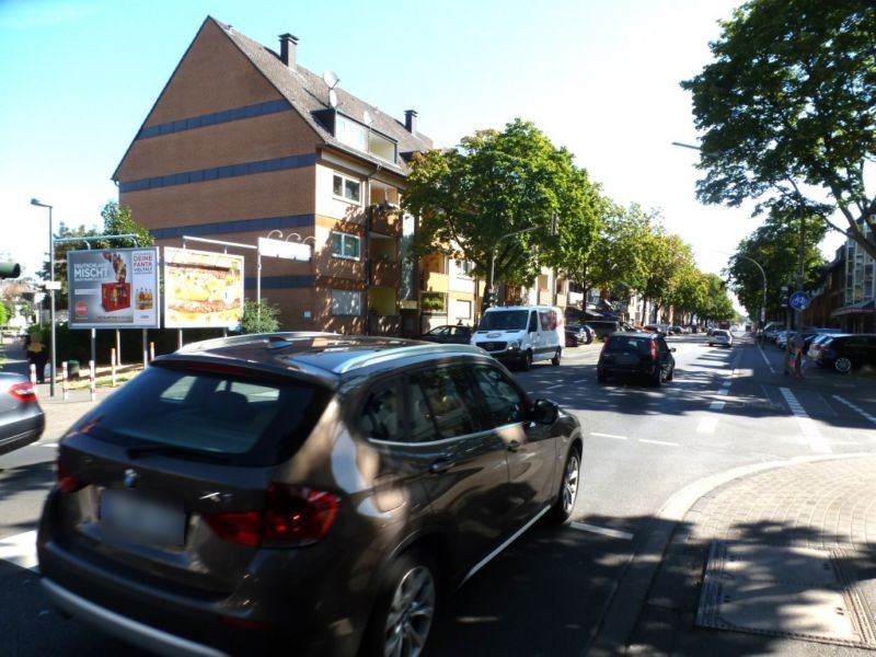 Bergisch-Gladbacher-Str.  671 quer