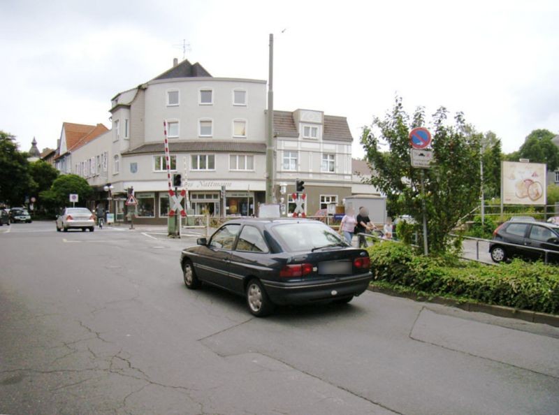 Münsterplatz/Bf Castrop-Rauxel Süd/re.