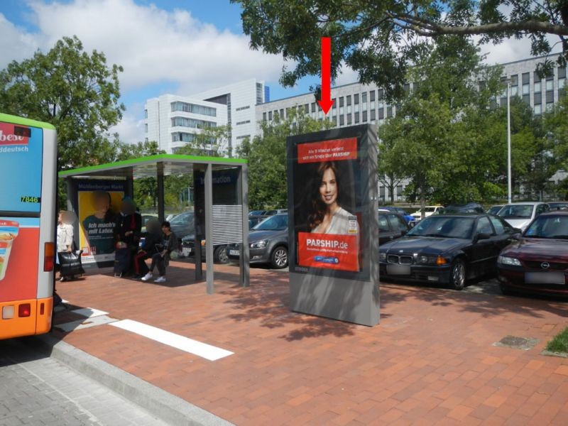 HST Mühlenberger Markt/Bus li./Ri.Ankunft/111