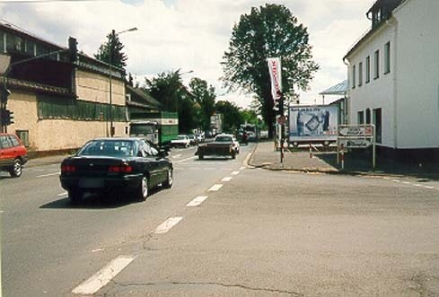 Siegener Str.  26/Bahnhofstr. saw.
