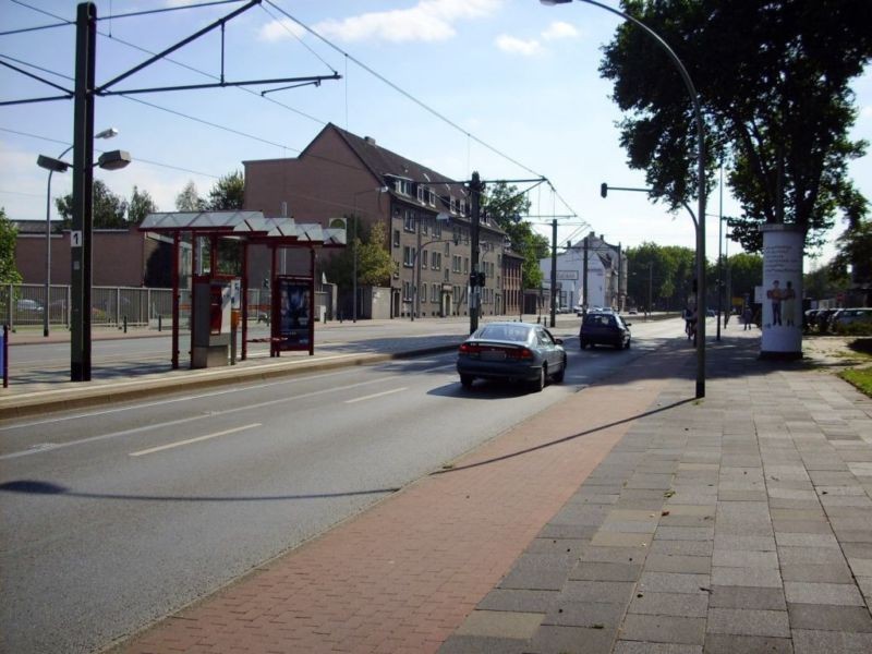 Düsseldorfer Str. 382/Ri. Düsseldorf/re.