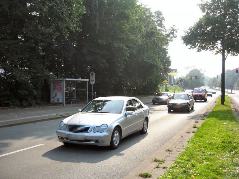 Willy-Brandt-Allee/HST Manfredstr./Ri. Erle/We.li.