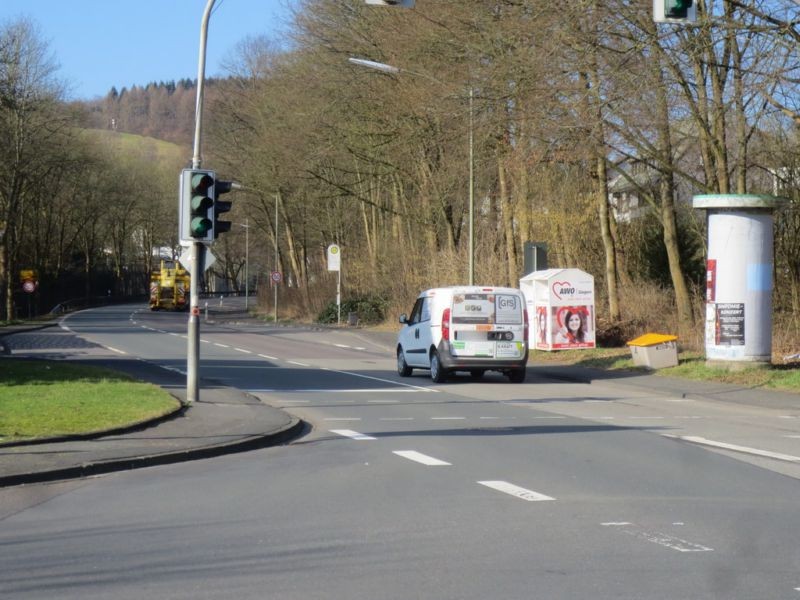 Birlenbacher Str./Am Kirschenbäumchen