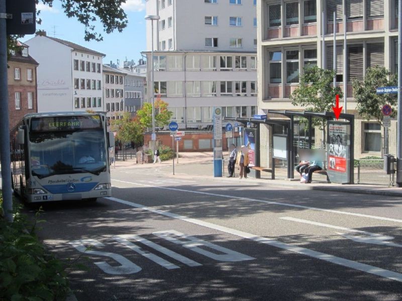 Heinrich-Stephan-Str.   1/HST Bahnhofstr. re.