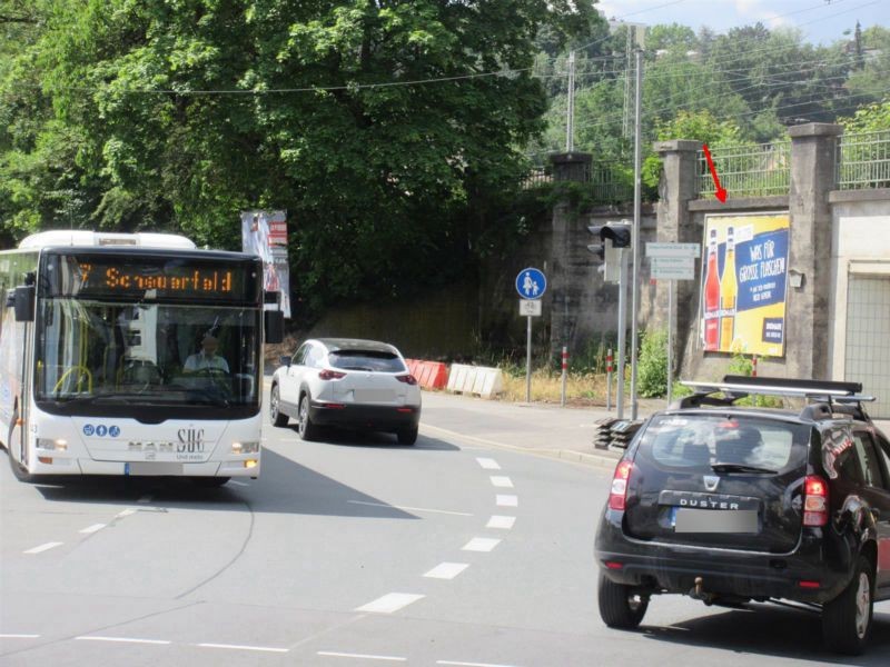 Lossaustr./Callenberger Str. vor Ufg. li.