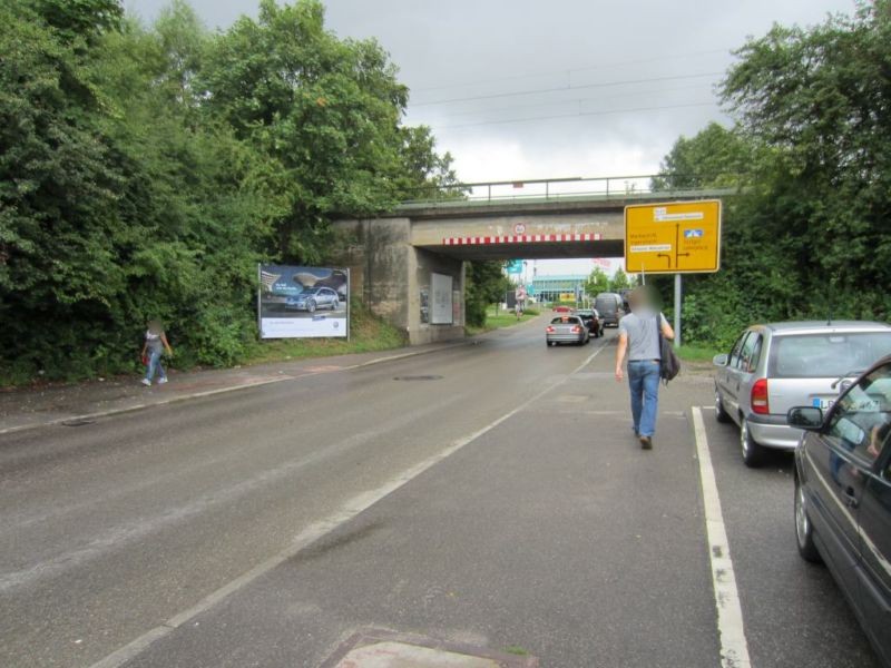 Geisinger Str. vor Ufg. li.