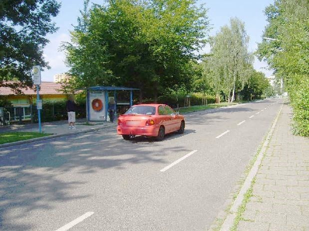 Straße des 3. Hus.reg./HST Tiergartenstr./We.li.