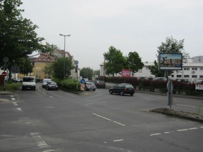 Ludwig-Erhard-Str. geg. Einm. Wiesbadener Str.