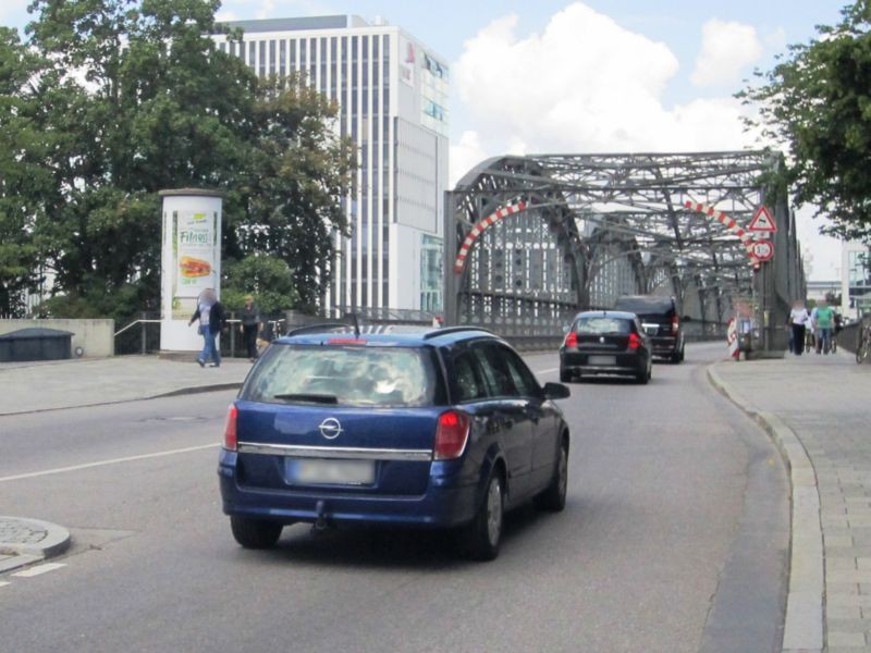 Grasserstr. geg.   7/Hackerbrücke