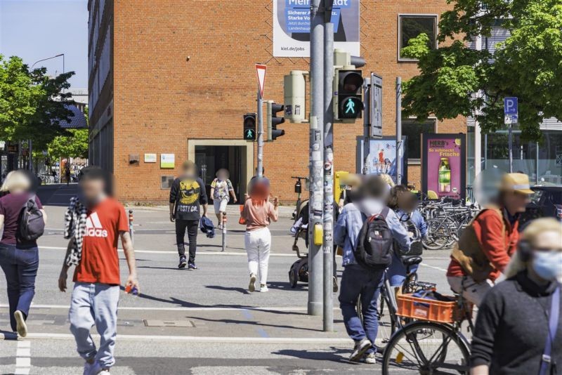 Andreas-Gayk-Str./Stresemannplatz re.