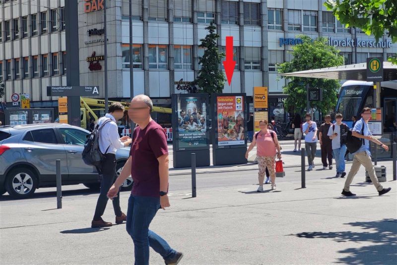 Bahnhofplatz, Steig A, 2. Sto. li. RS