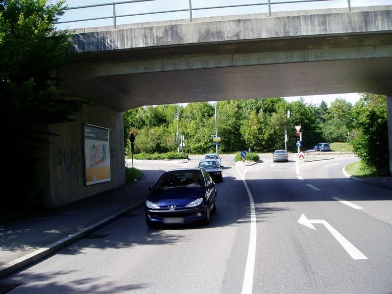 Friedrich-Gerstlacher-Str., DB-Brücke, sew.