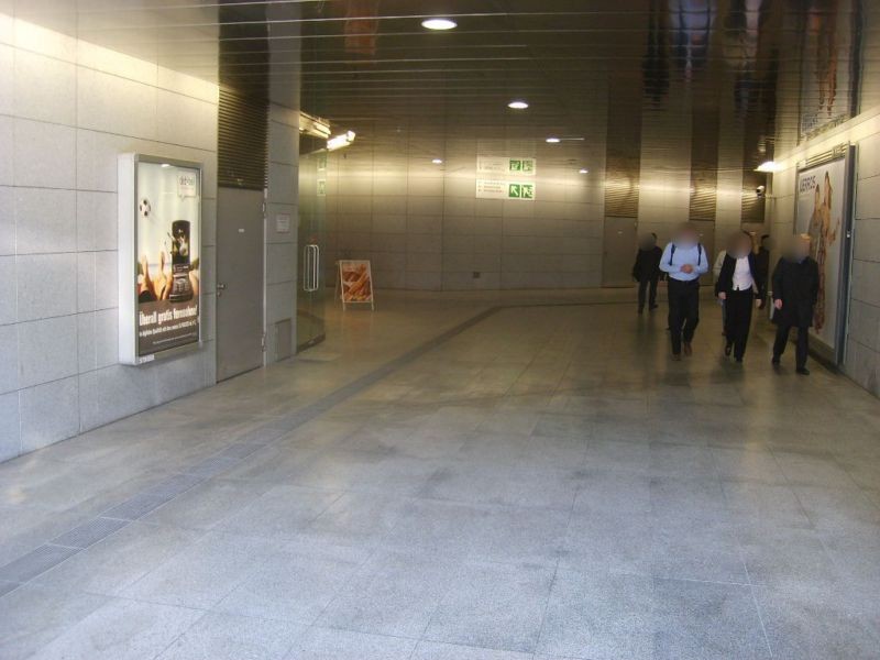 Georg-Brauchle-Ring (Ost)/Hanauer Str. neb. Kiosk