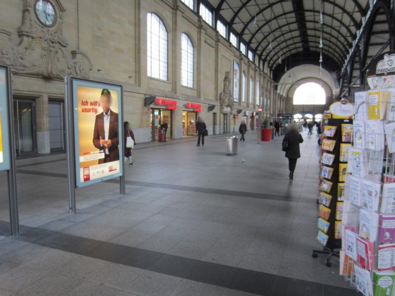 Hbf, Ausgang Ri. Liliencaree, Sicht Wand